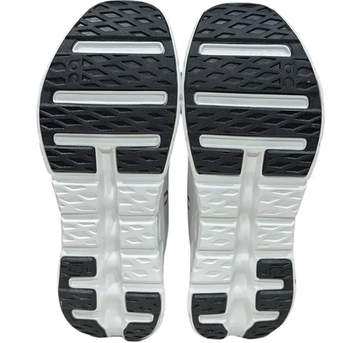 On Men's Cloudtilt Olympic/White