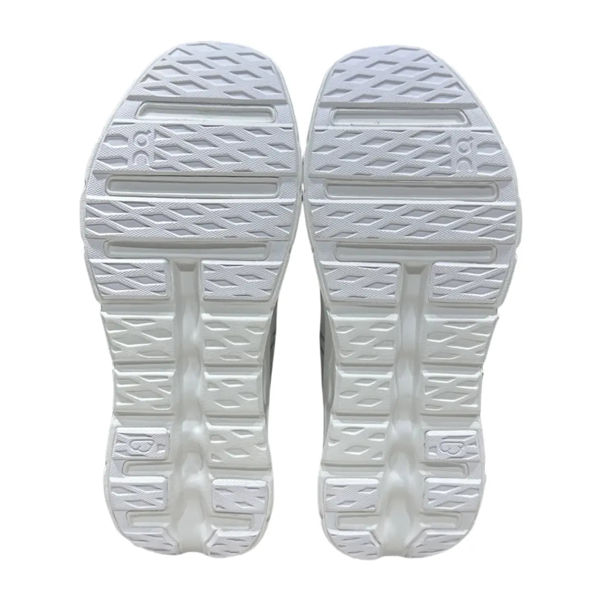 On Women's Cloudtilt All/White