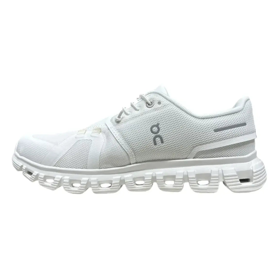 On Men's Cloud 6 White/White