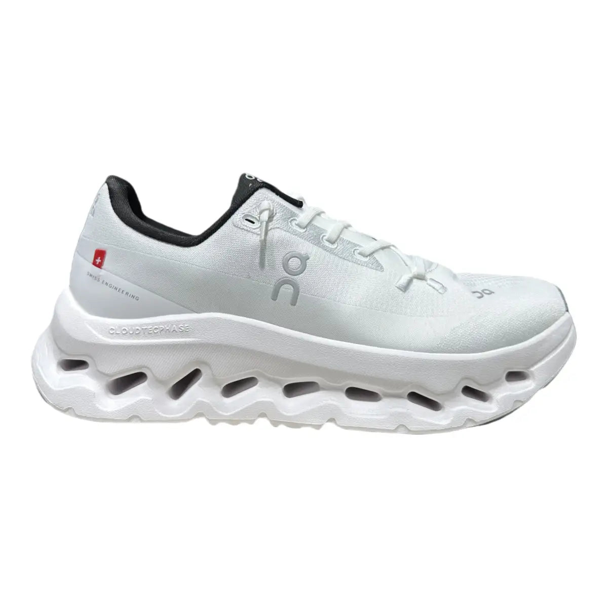 On Women's Cloudtilt  White/Frost