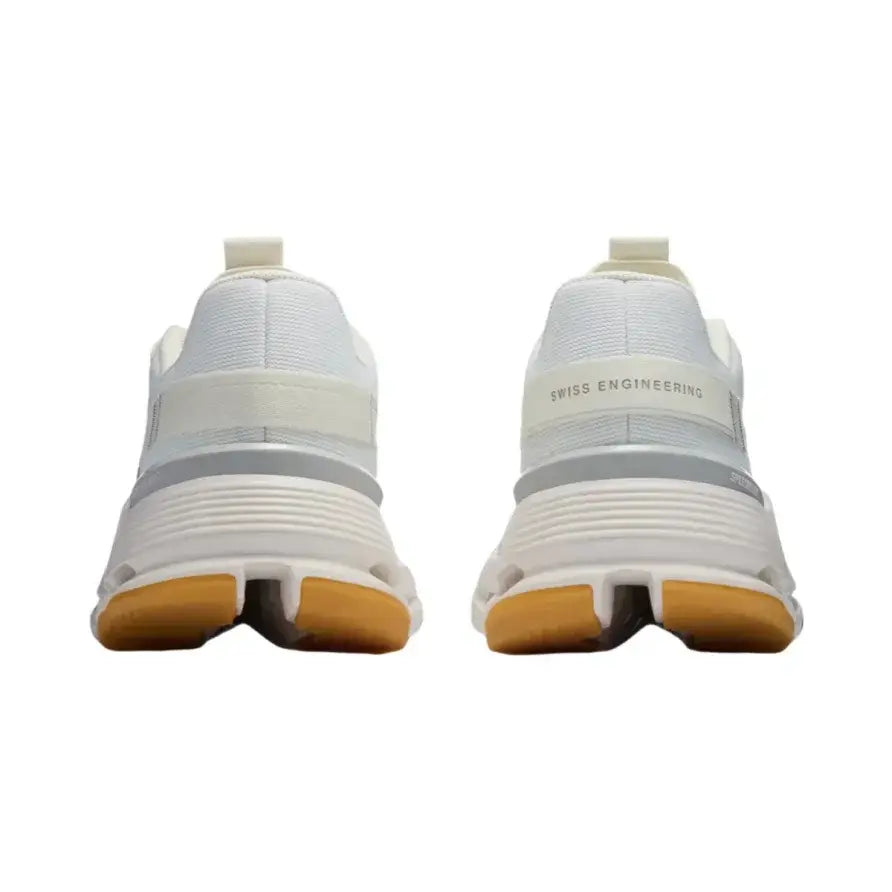 On Women's Cloudnova Form 2 Pearl/lce