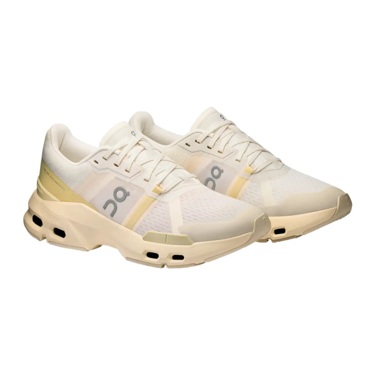 On Women's Cloudpulse  lvory/Tumeric