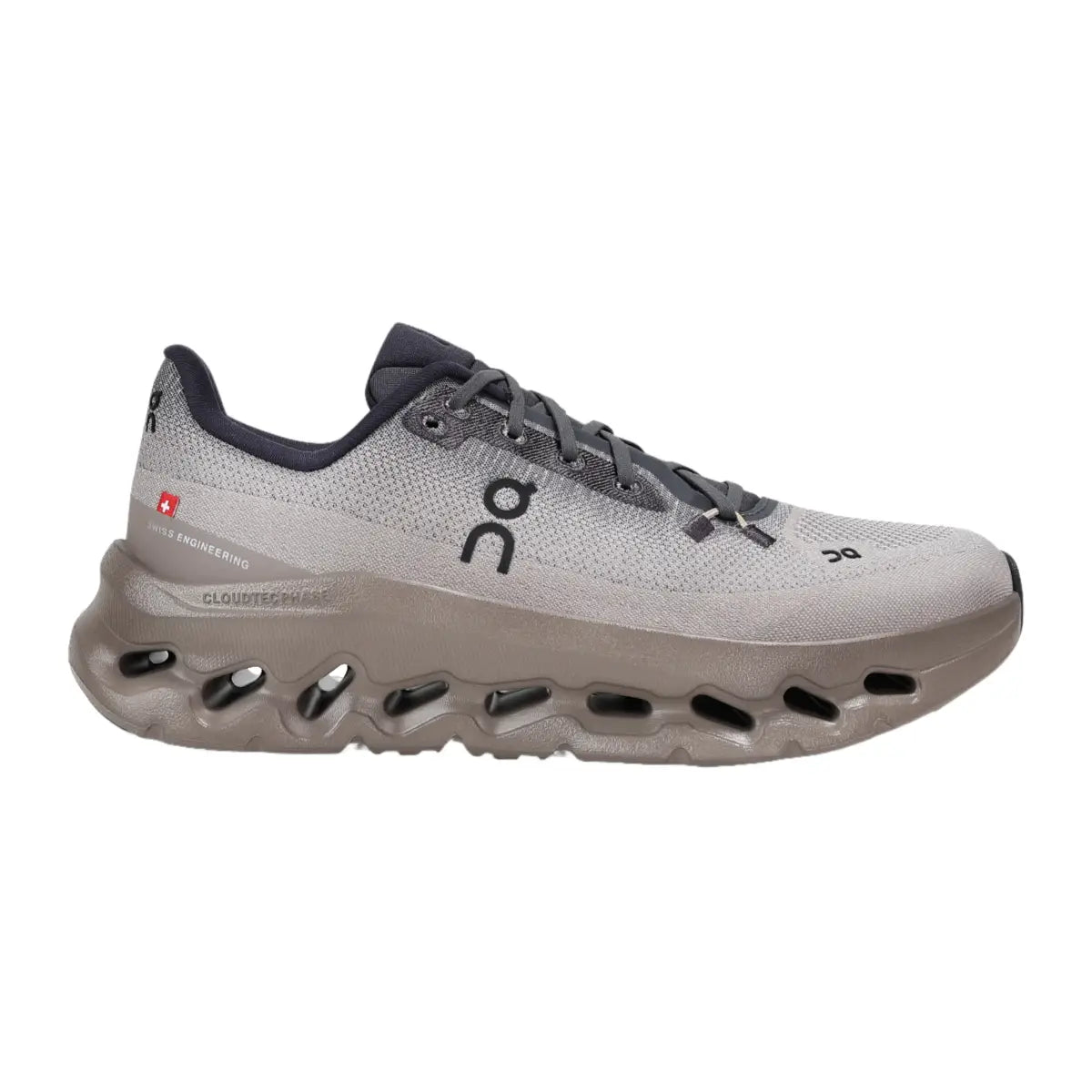On Women's Cloudtilt Eclipse/Cinder