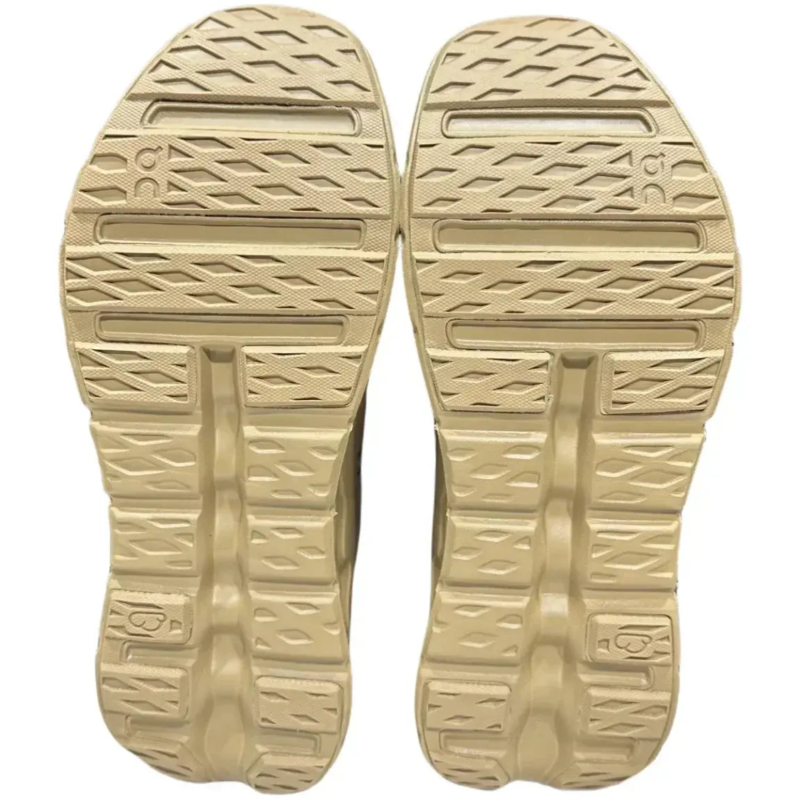 On Men's Cloudtilt Rock/Brown